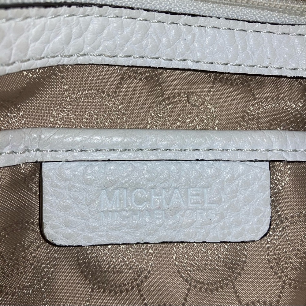 Michael Kors Bowery Large Hobo/Tote Bag in Optic White - Picture 9 of 11